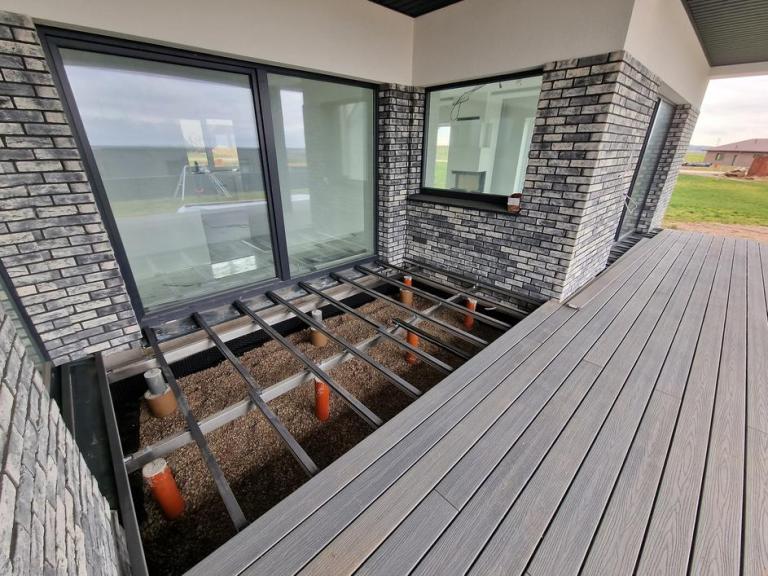 Construction de terrasse à Tours : matériaux et conseils
